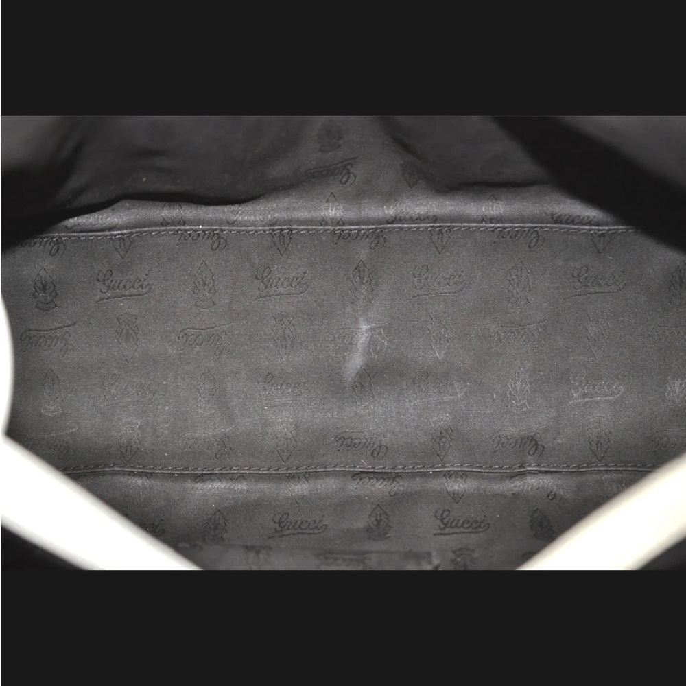 Authentic Gucci Shoulderbag - Picture 9 of 9